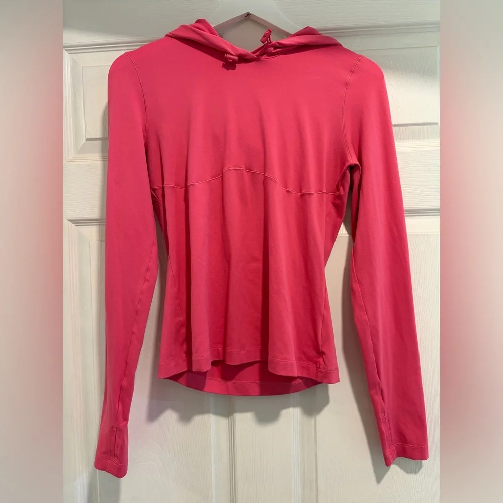 Alo Yoga Alosoft Long Sleeve Hooded Runner in pink Size M - Picture 1 of 6